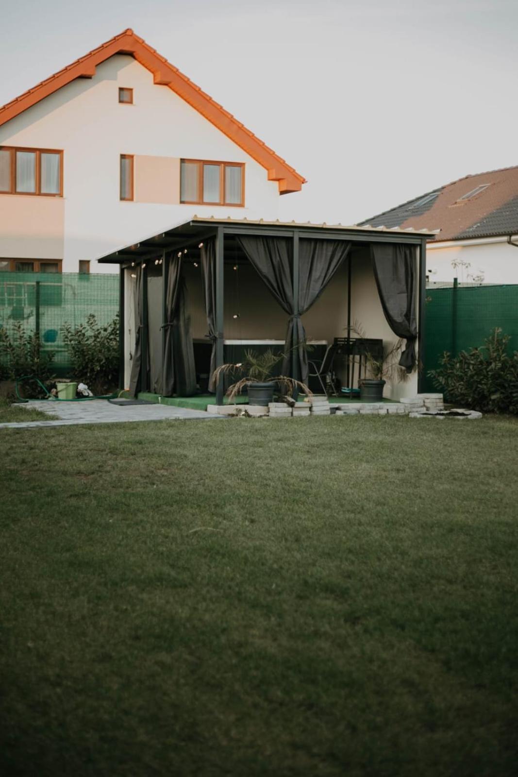 Hotel Casa Abiiani Oradea Zewnętrze zdjęcie