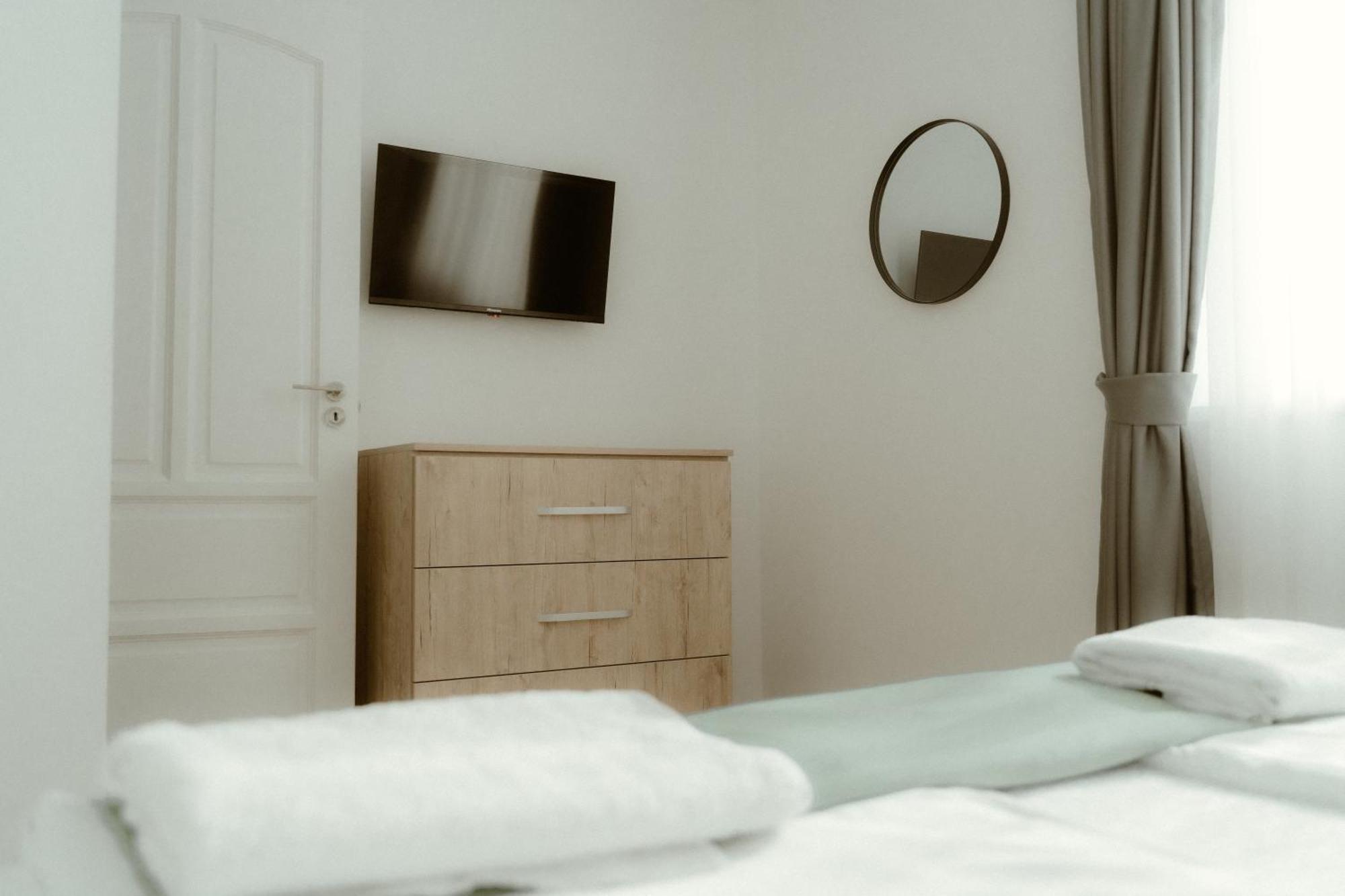 Hotel Casa Abiiani Oradea Zewnętrze zdjęcie
